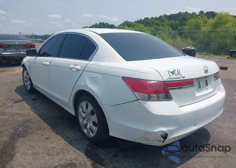 2011 Honda Accord Lx z USA, uszkodzony, nr VIN 1HGCP2F32BA123352